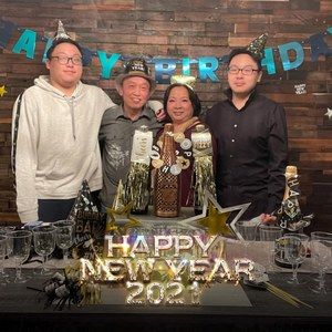 Meet your Posher, Sandy